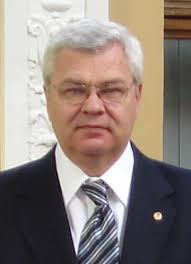 Олег Семенец, Надзвичайний і Повноважний Посол, член Ради директорів УАЗП